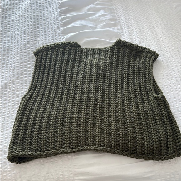 Amazon Green Cardigan Sweater with Chunky Knit - Picture 5 of 7